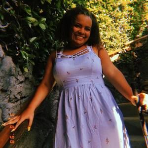 Meet your Posher, Nadia